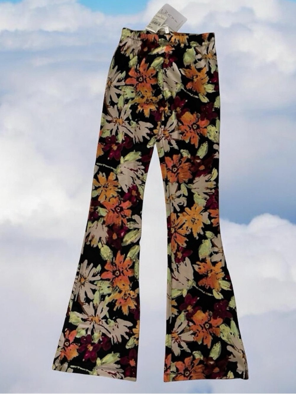 WAYF NWT flare printed daisies pants XS